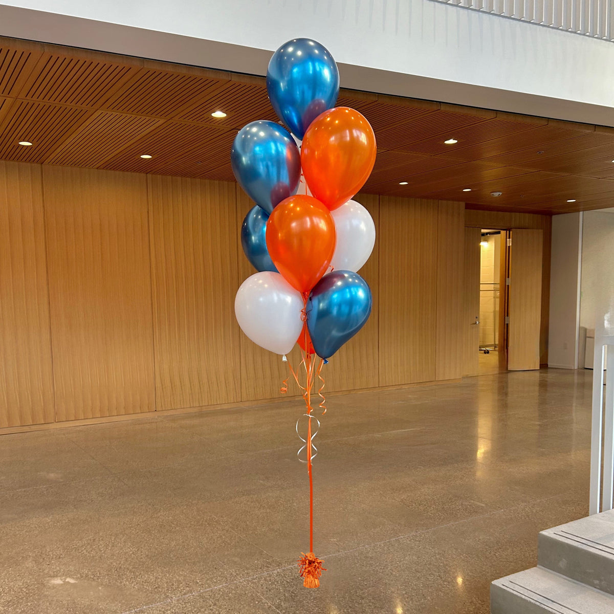 Add Joy to Every Celebration with Helium Balloons
Why Choose Our 10 Balloon Bouquet Toronto