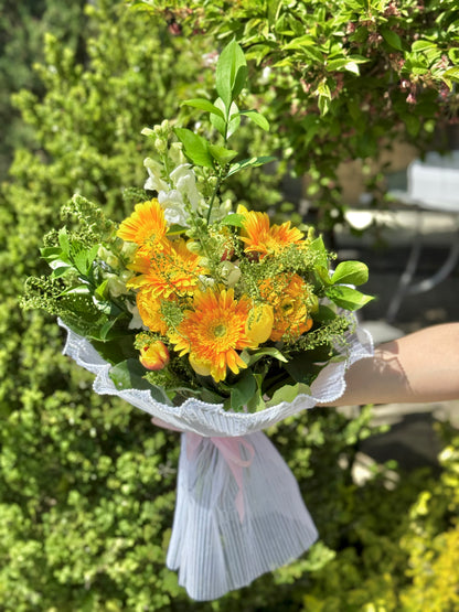 Yellow Flower Bouquet gift for Mother's day Toronto.