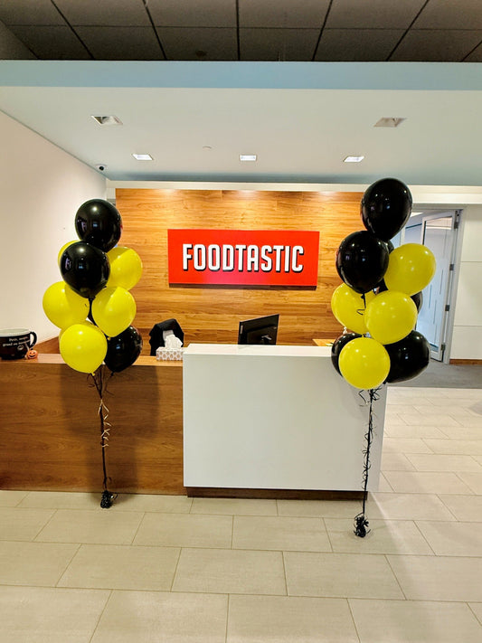 Corporate balloon bouquets in Toronto by Wooow Balloons – elegant helium balloon arrangements for office events and brand celebrations