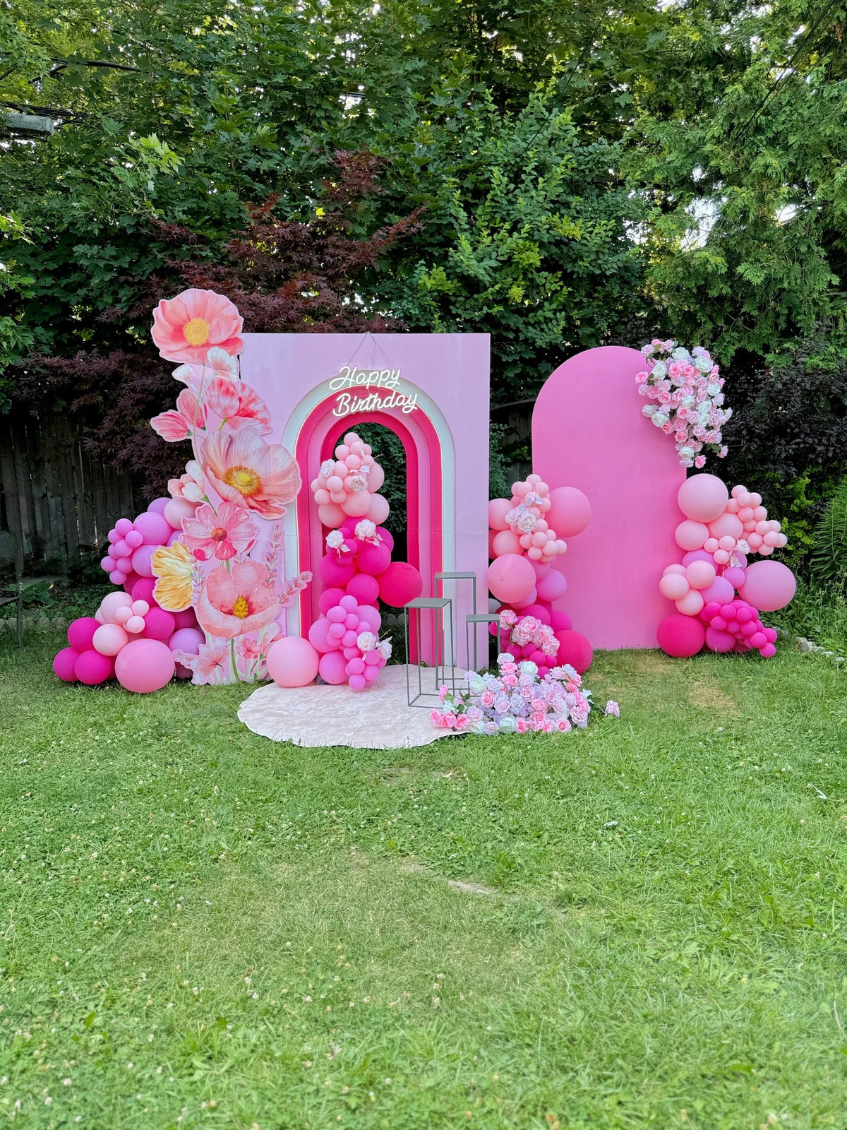 Luxury pink balloon and flower backdrop for birthday events in Toronto by Wooow Balloons